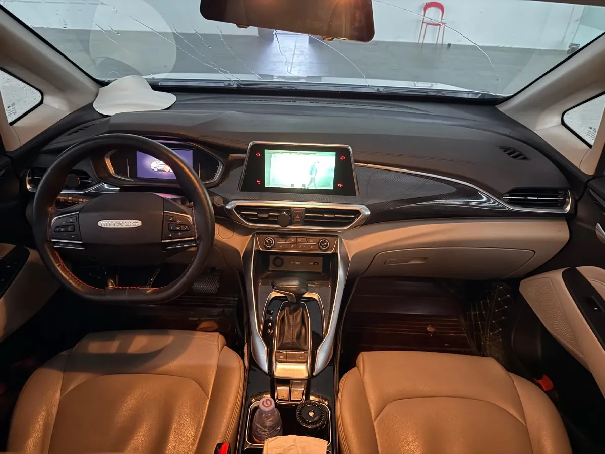 2020 MAXUS Euniq 5 BEV 61.1KWH,autocango,china used car exporter,china ev exporter,chinese used car exporter,chinese used ev exporter