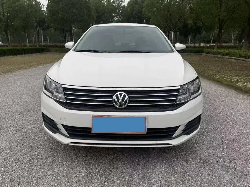 2019 VOLKSWAGEN LAVIDA thumbnail 2
