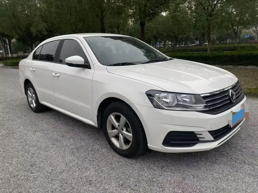 2019 VOLKSWAGEN LAVIDA thumbnail 3