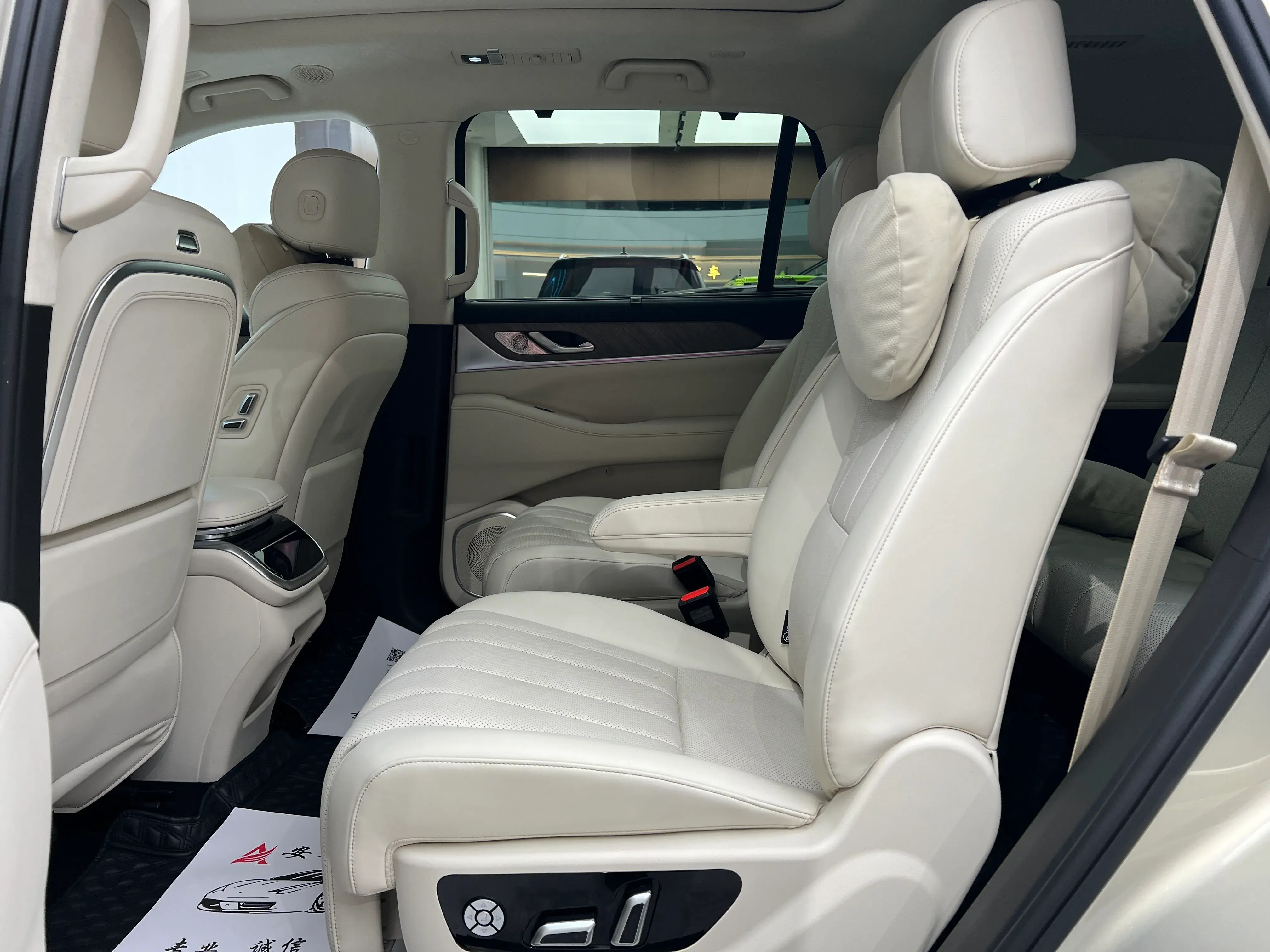 2023 WEY BLUEMOUNTAIN thumbnail 4