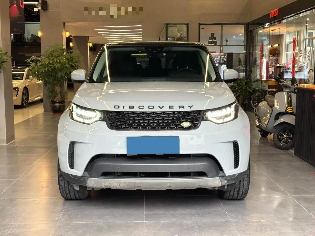 2018 LAND ROVER thumbnail 2