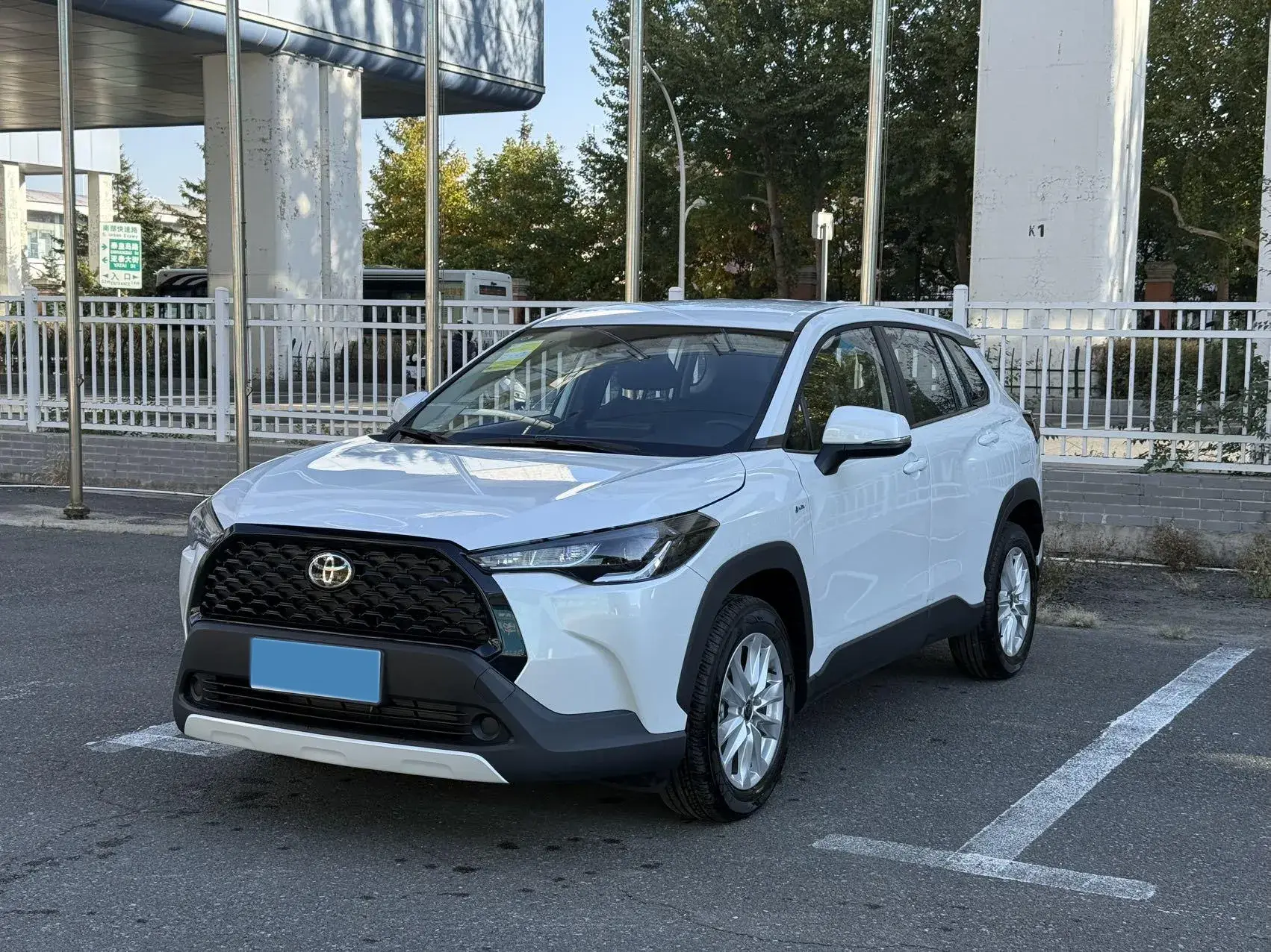 2024 TOYOTA COROLLA view 1