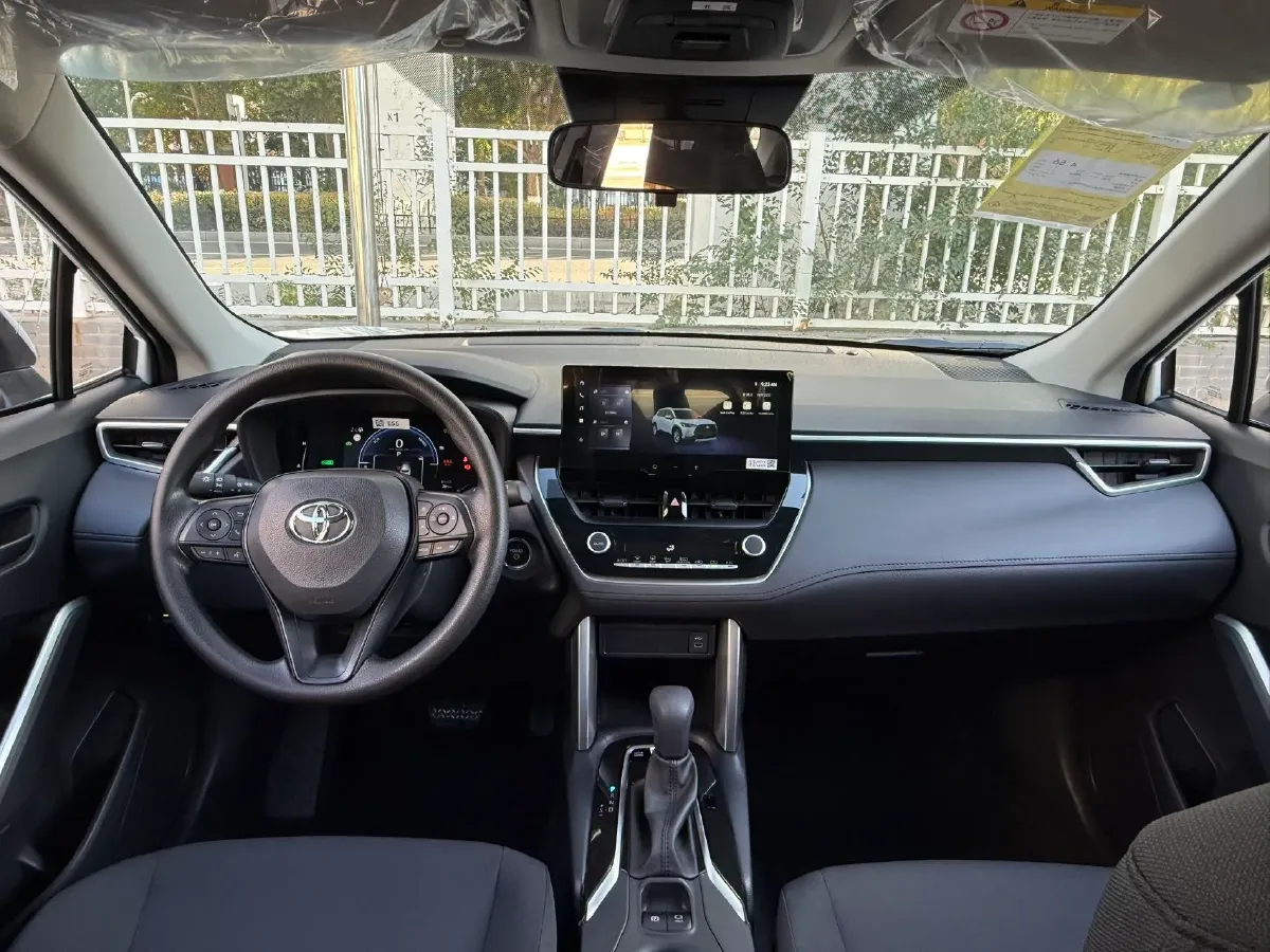 2024 Toyota Corolla Cross 2.0L 152HP L4 E-CVT Hybrid,autocango,china used car exporter,china ev exporter,chinese used car exporter,chinese used ev exporter