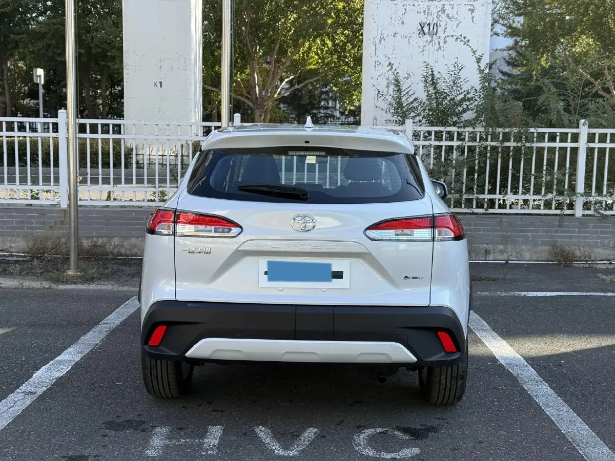 2024 Toyota Corolla Cross 2.0L 152HP L4 E-CVT Hybrid,autocango,china used car exporter,china ev exporter,chinese used car exporter,chinese used ev exporter