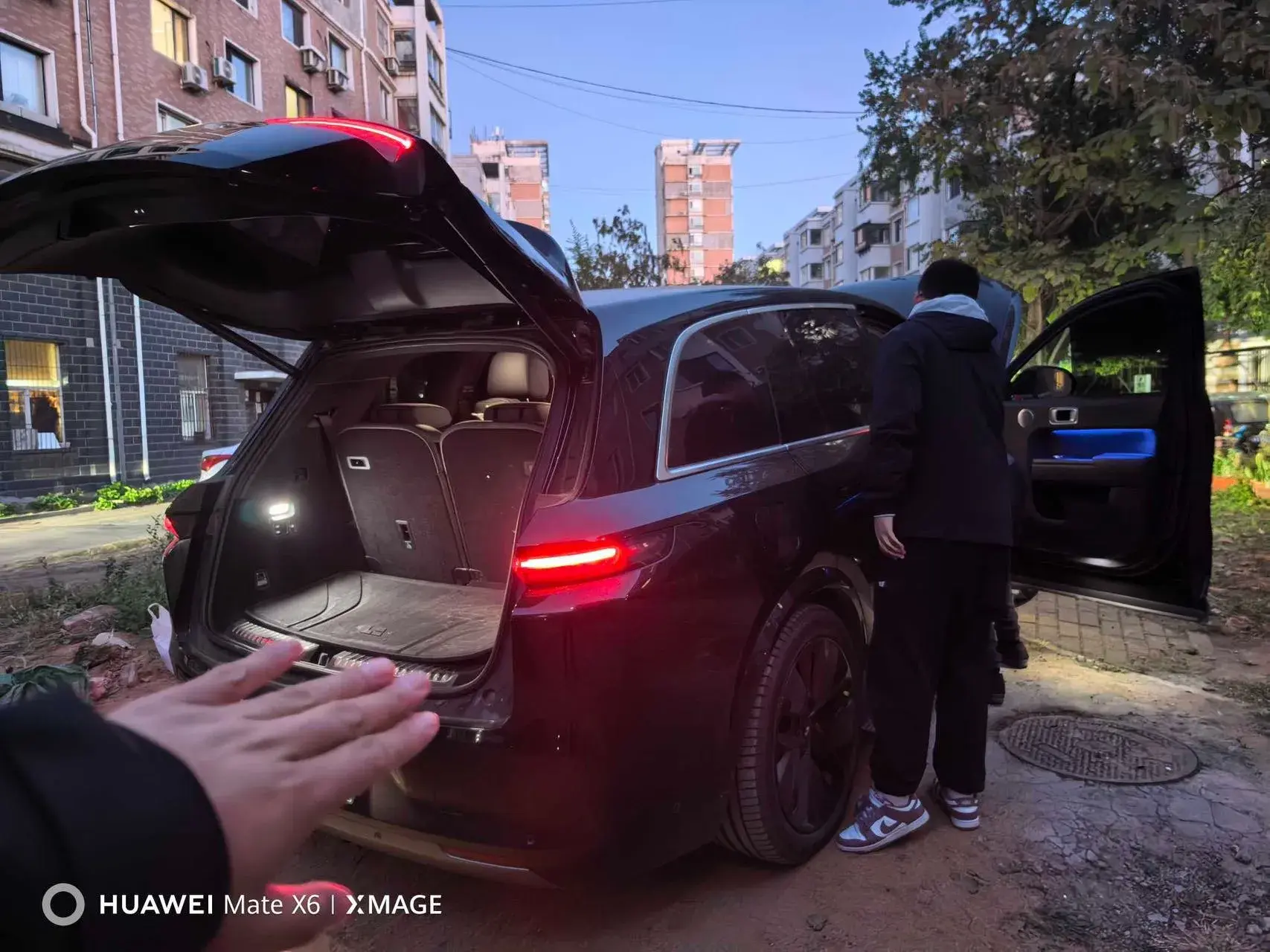 2024 LI L8 thumbnail 4