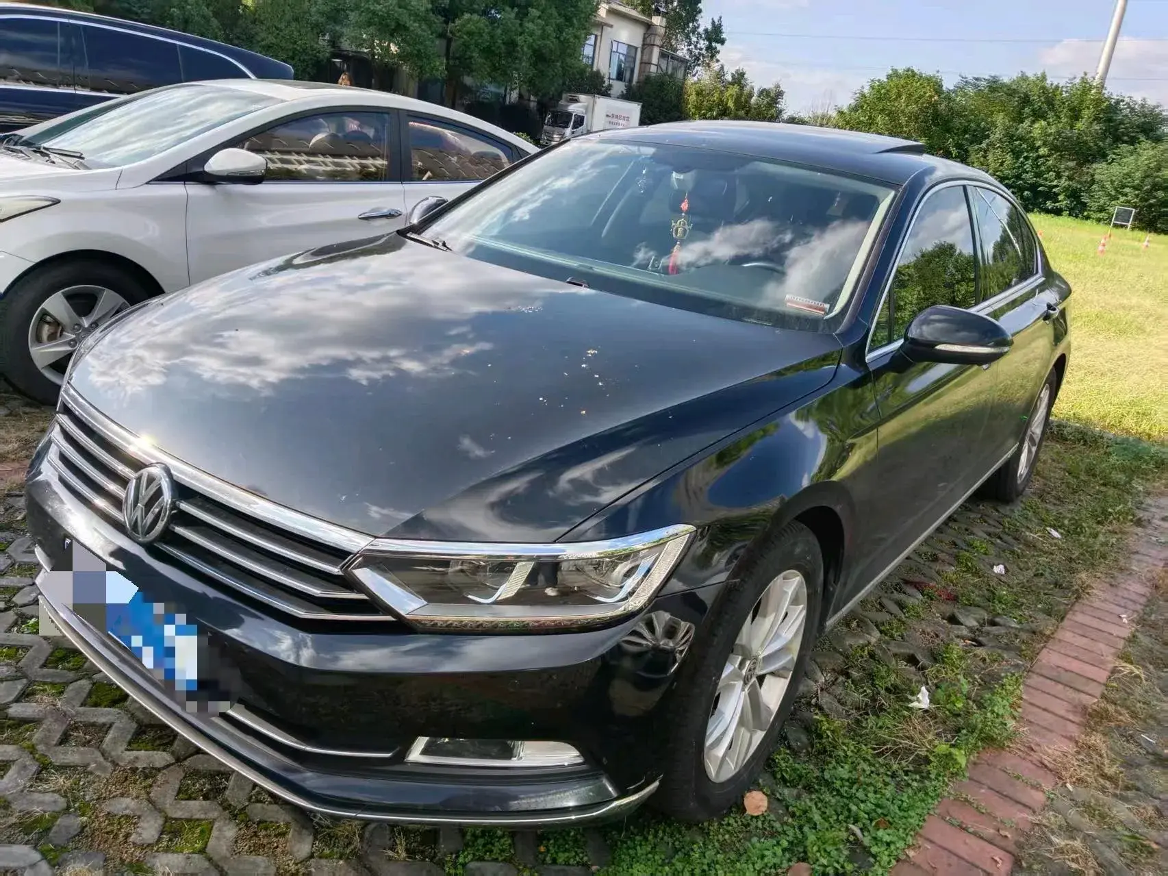 2018 VOLKSWAGEN MAGOTAN view 1