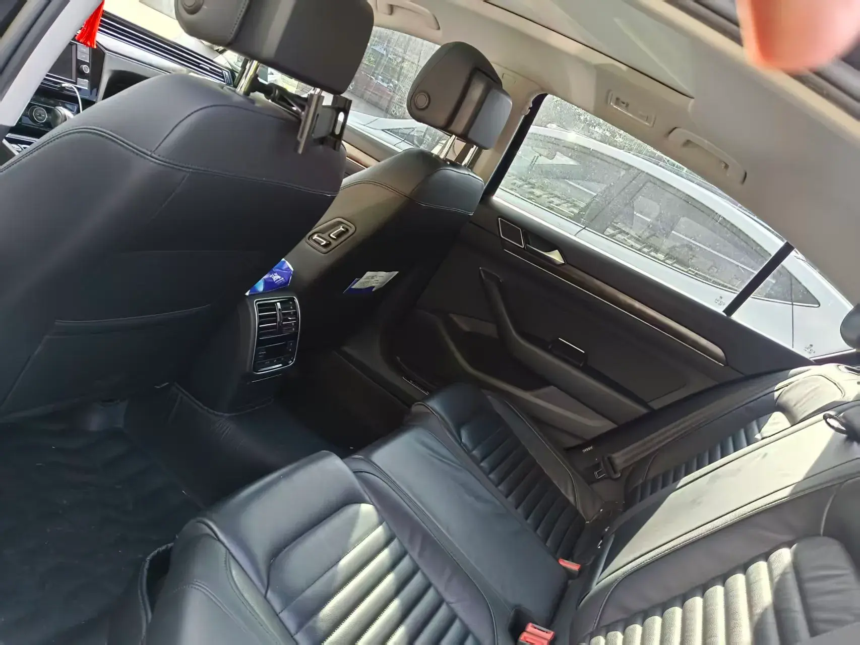 2018 VOLKSWAGEN MAGOTAN thumbnail 3