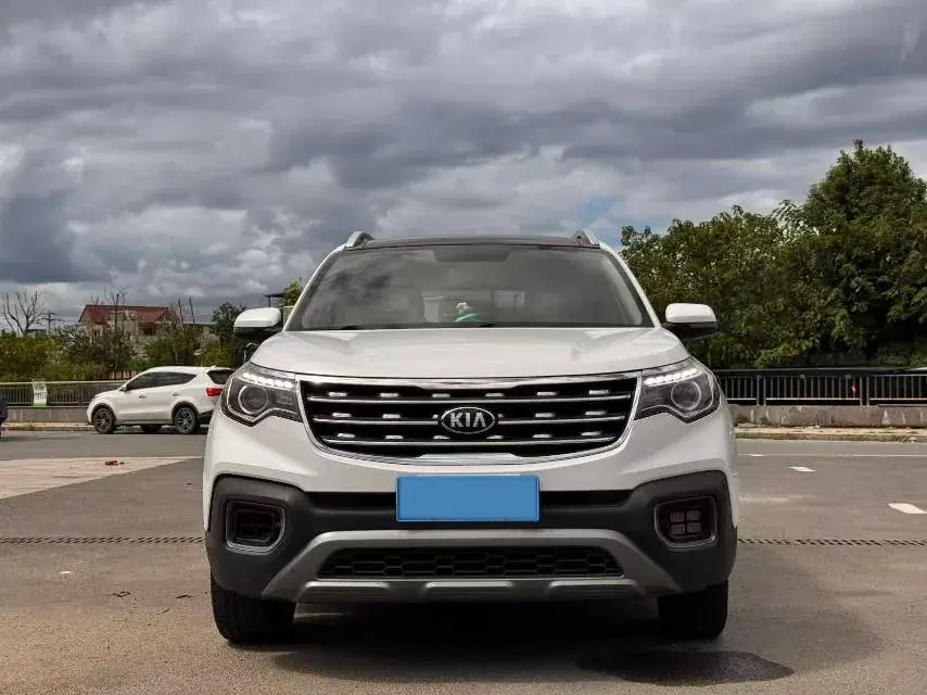 2018 KIA SPORTAGE thumbnail 2