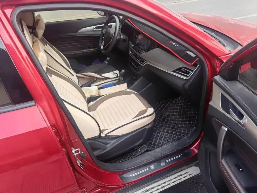 2019 CHANGAN CS35 thumbnail 4