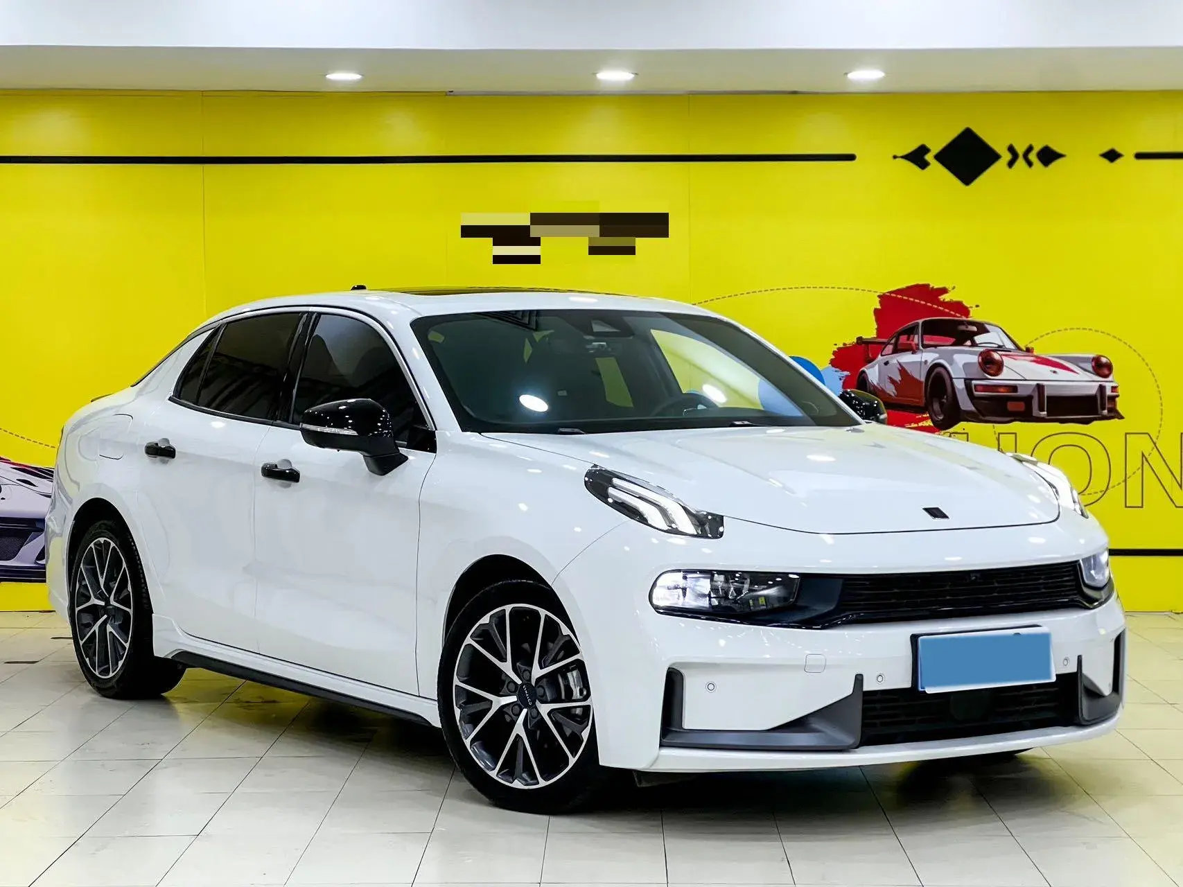 2021 LYNK&CO 03 thumbnail 3