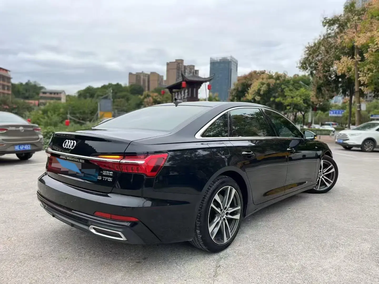 2021 AUDI A6L thumbnail 3