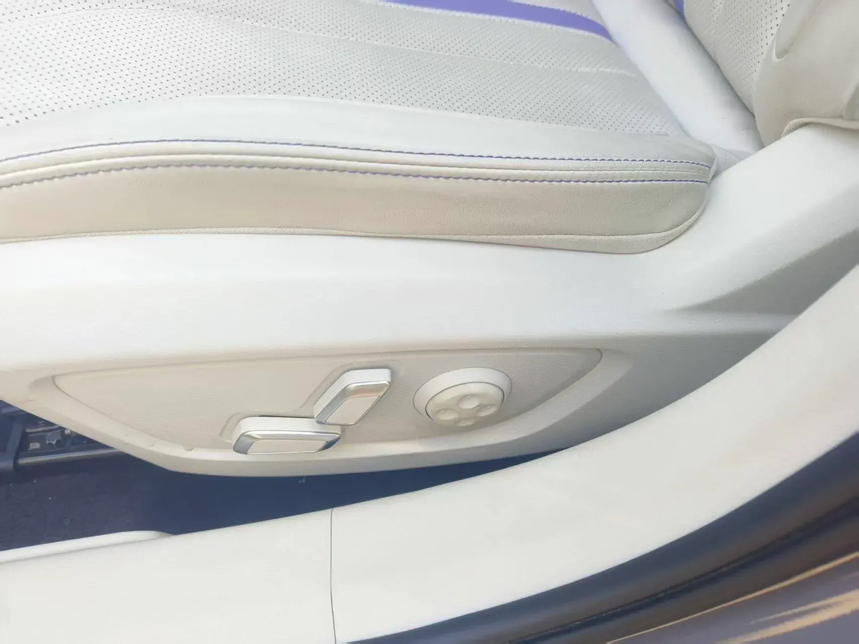 2024 GEELY PREFACE thumbnail 3