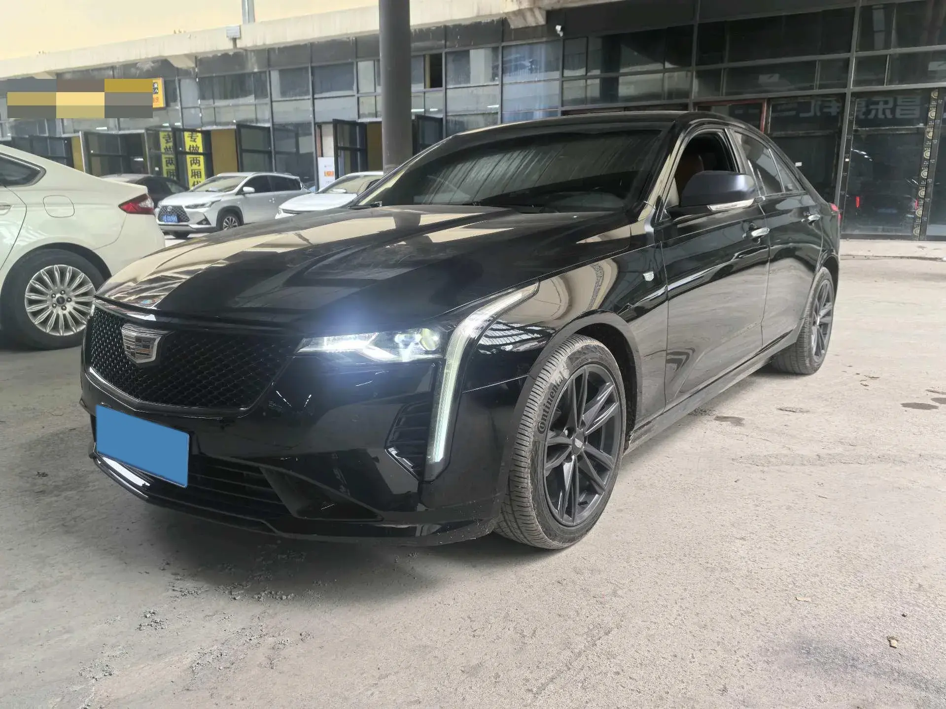 2021 CADILLAC CT4 view 1