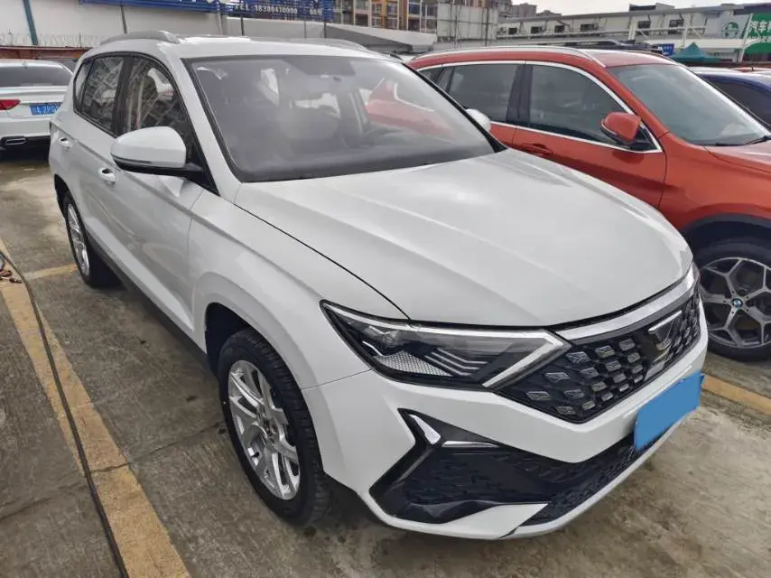 2023 JETTA VS5 thumbnail 3