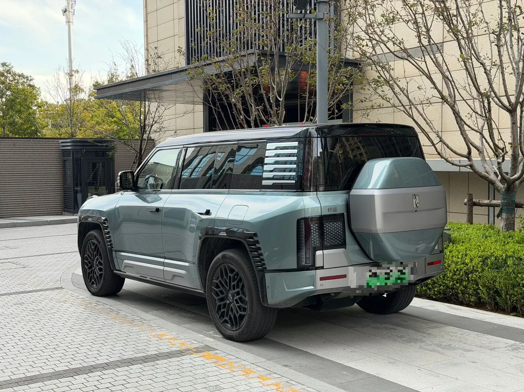 2024 YANGWANG U8 thumbnail 4