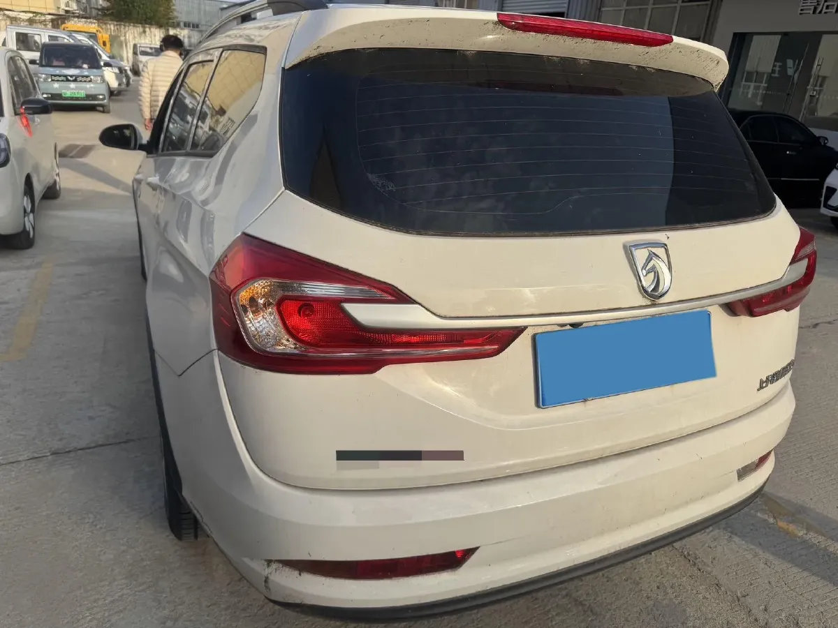 2014 BaoJun 610 1.5L 112HP L4 6AT,autocango,china used car exporter,china ev exporter,chinese used car exporter,chinese used ev exporter