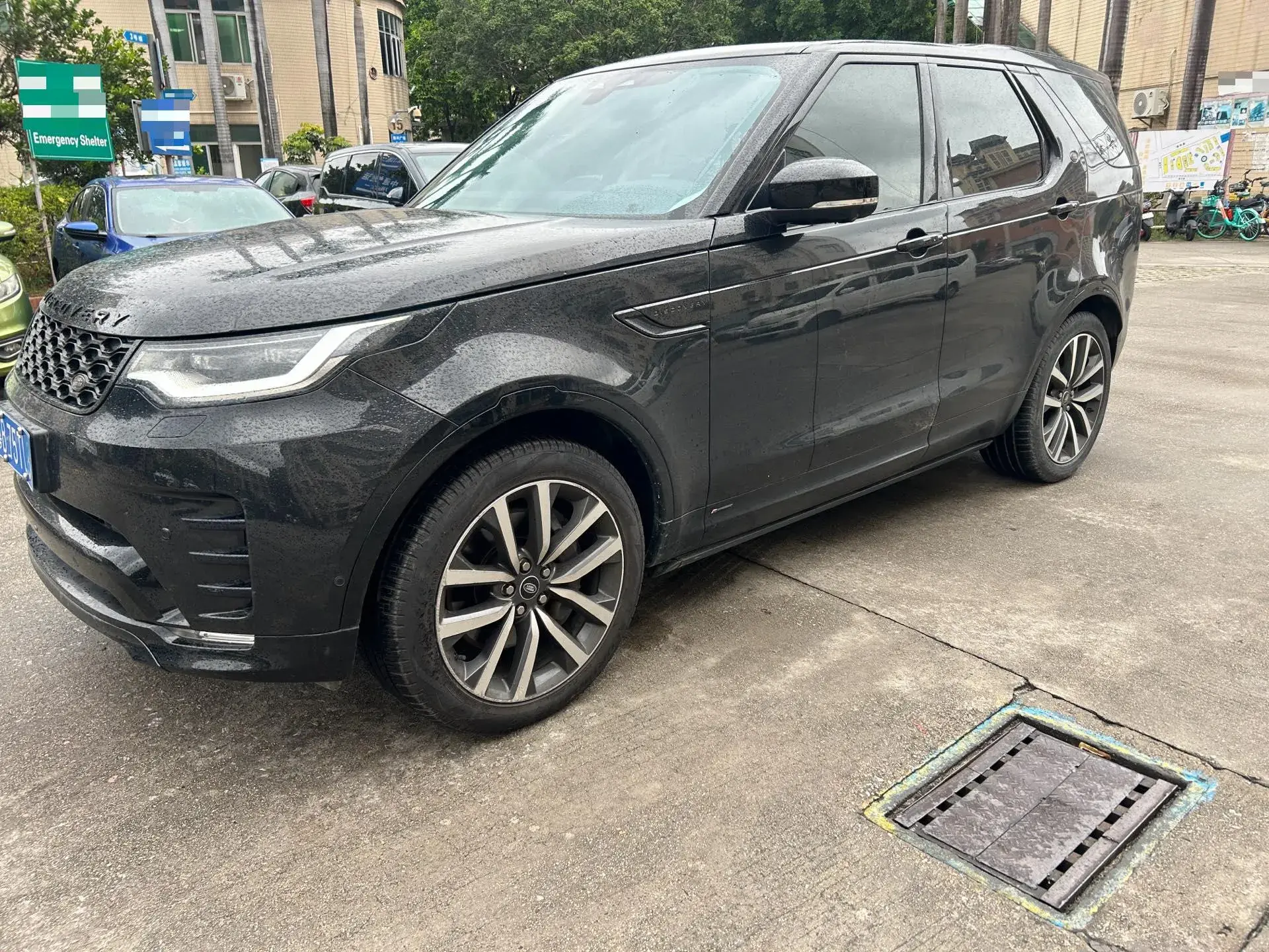 2021 LAND ROVER view 1