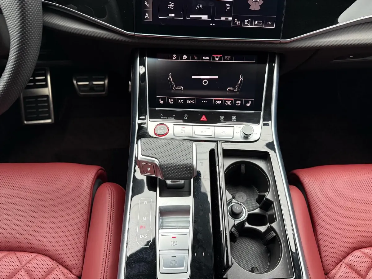 2024 Audi SQ7 4.0T 507HP V8 8AT,autocango,china used car exporter,china ev exporter,chinese used car exporter,chinese used ev exporter