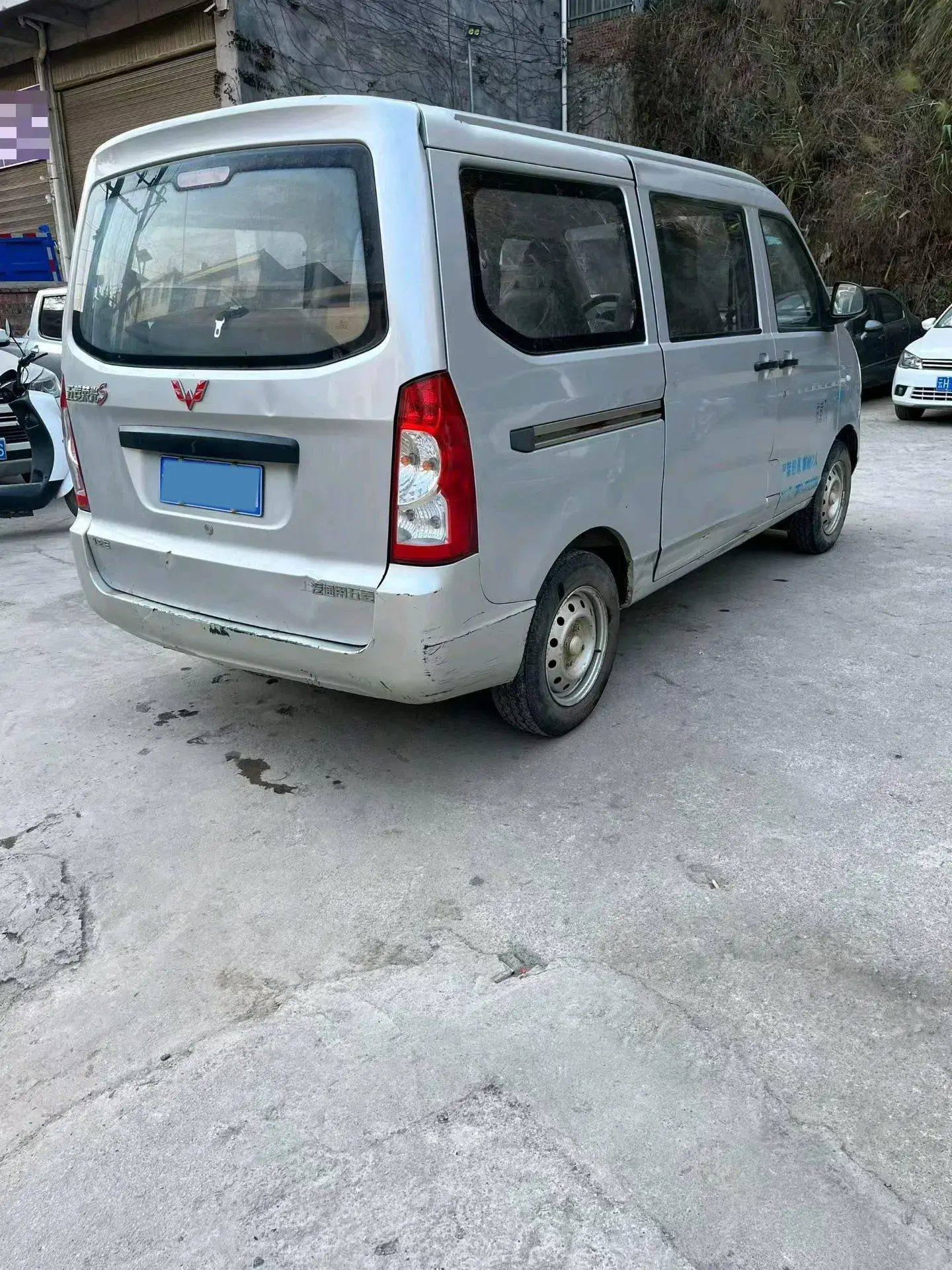 2014 WULING RONGGUANG thumbnail 3