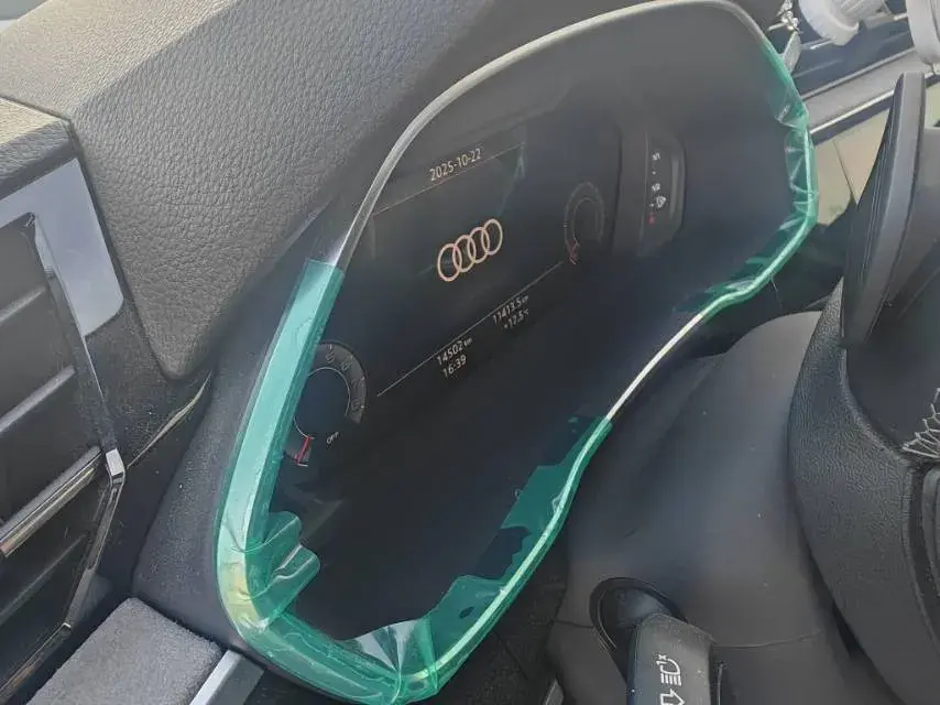 2024 AUDI Q2L thumbnail 2