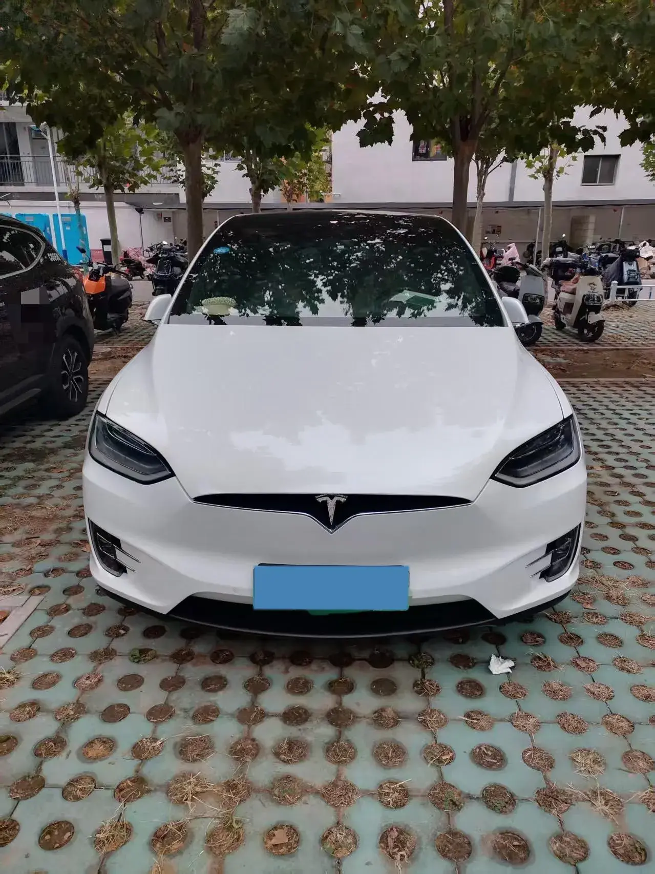 2016 TESLA MODEL thumbnail 2