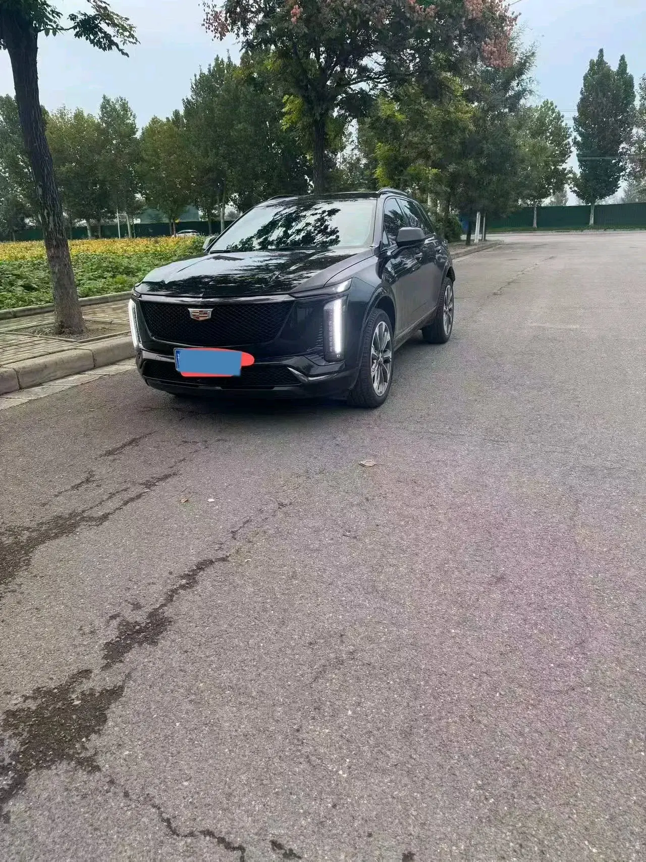 2025 CADILLAC XT5 view 1