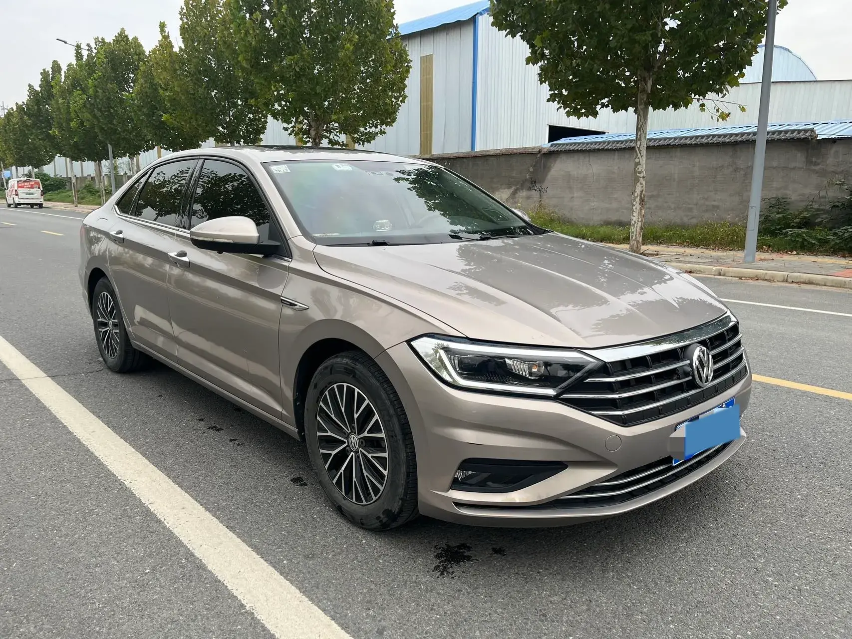 2021 VOLKSWAGEN SAGITAR thumbnail 3