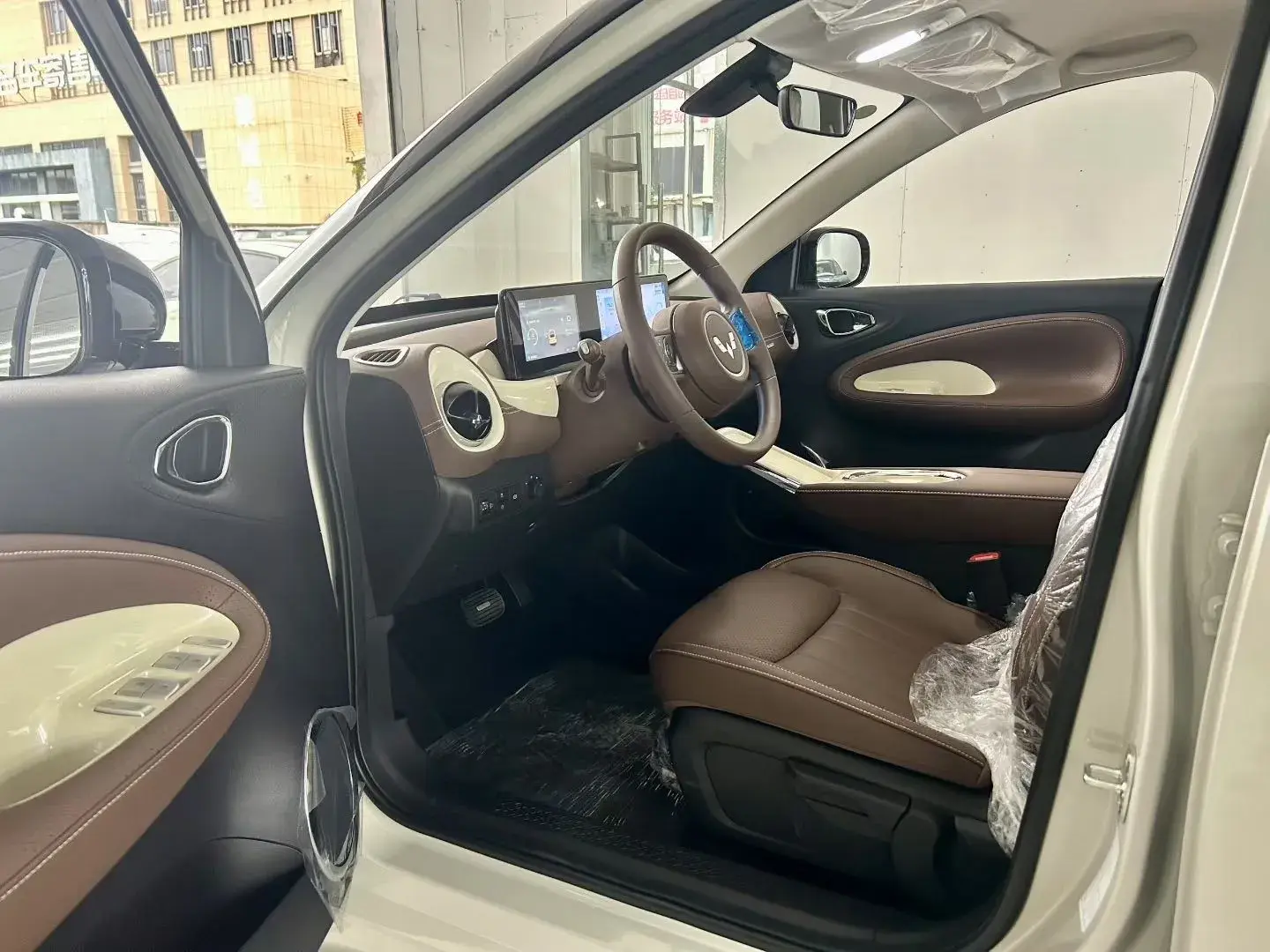 2025 WULING BINGUO thumbnail 3