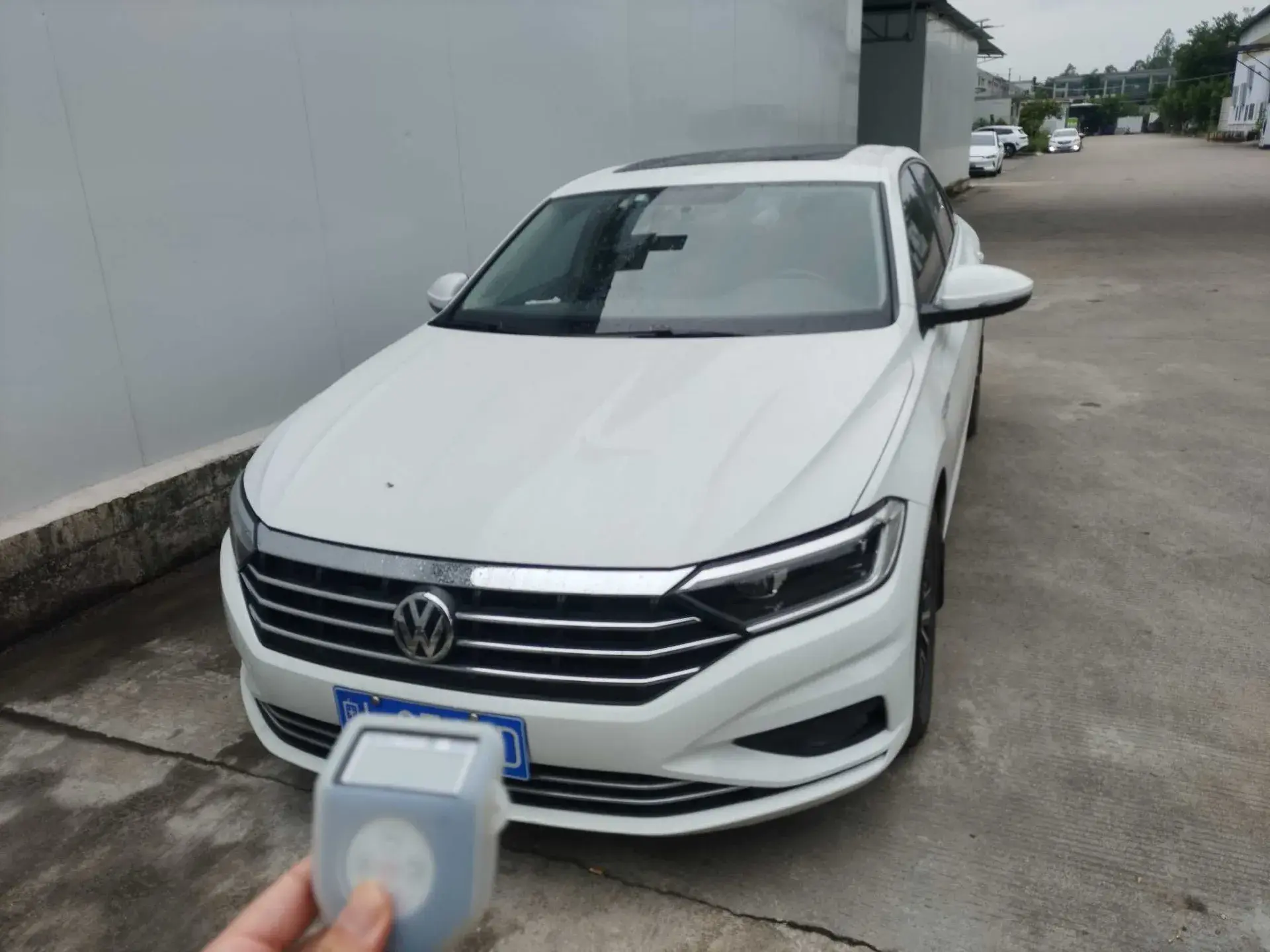 2020 VOLKSWAGEN SAGITAR thumbnail 3