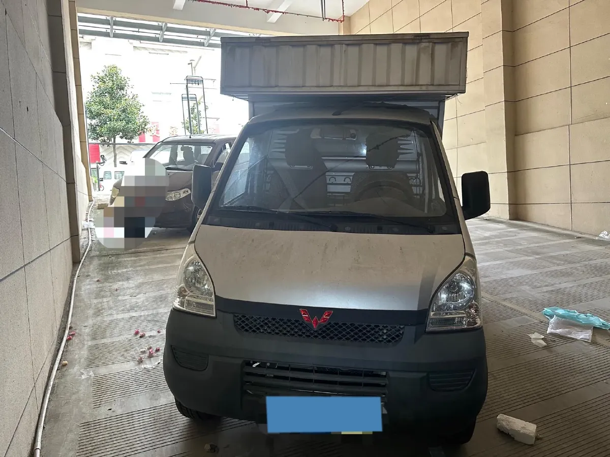 2020 WuLing RongGuang Mini Truck Special 1.5L 99HP L4 5MT,autocango,china used car exporter,china ev exporter,chinese used car exporter,chinese used ev exporter