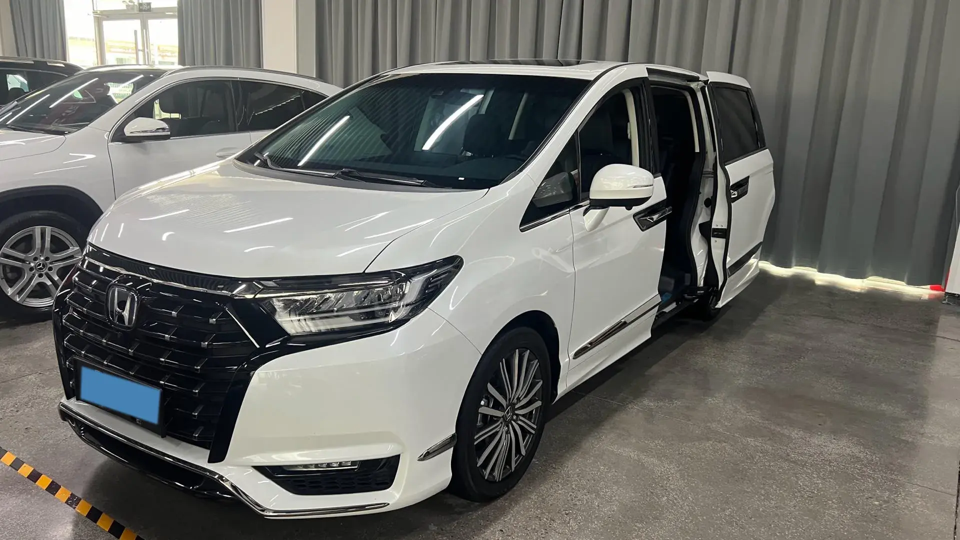 2022 HONDA ELYSIOIN view 1