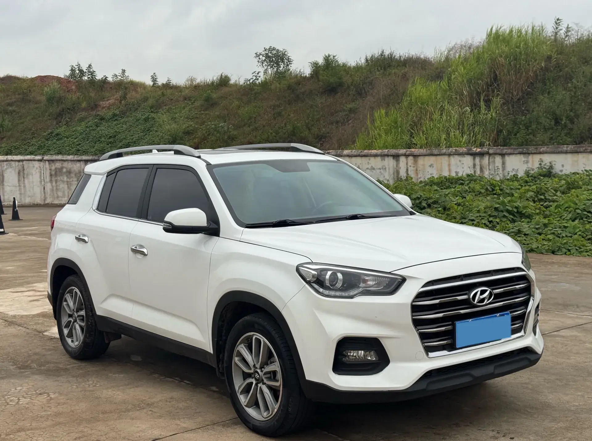 2019 HYUNDAI IX35 thumbnail 3