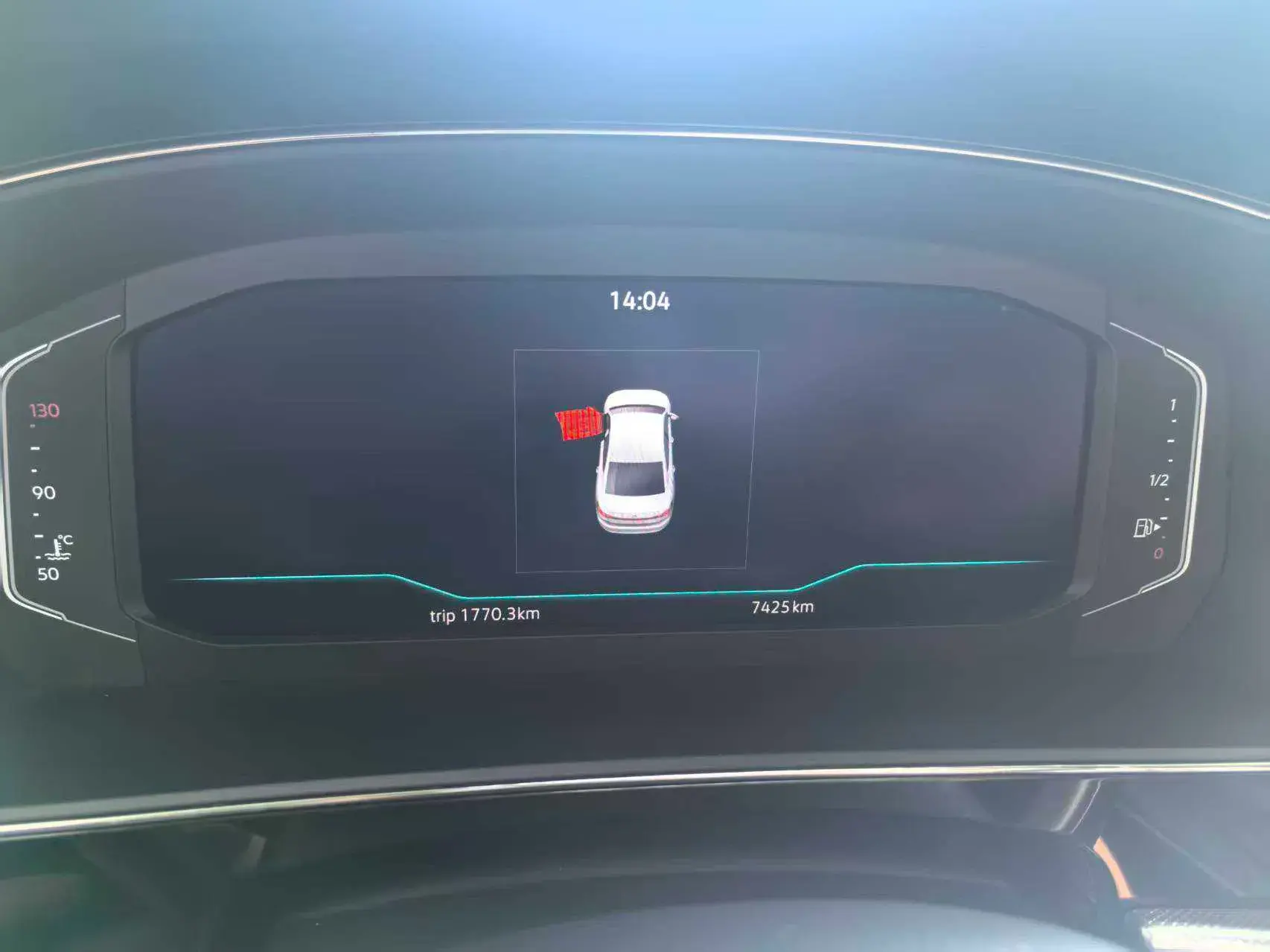 2024 VOLKSWAGEN PASSAT thumbnail 4