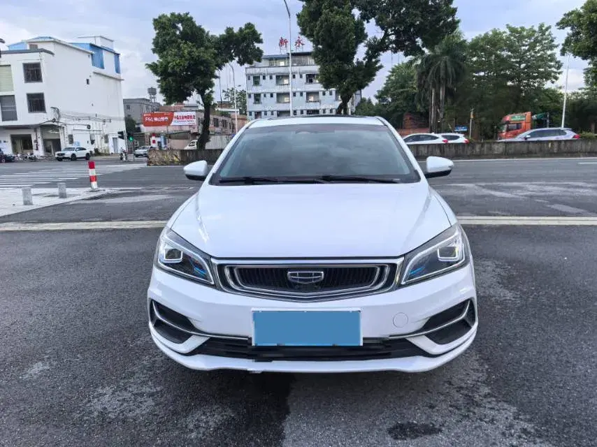 2019 GEELY EMGRAND thumbnail 2