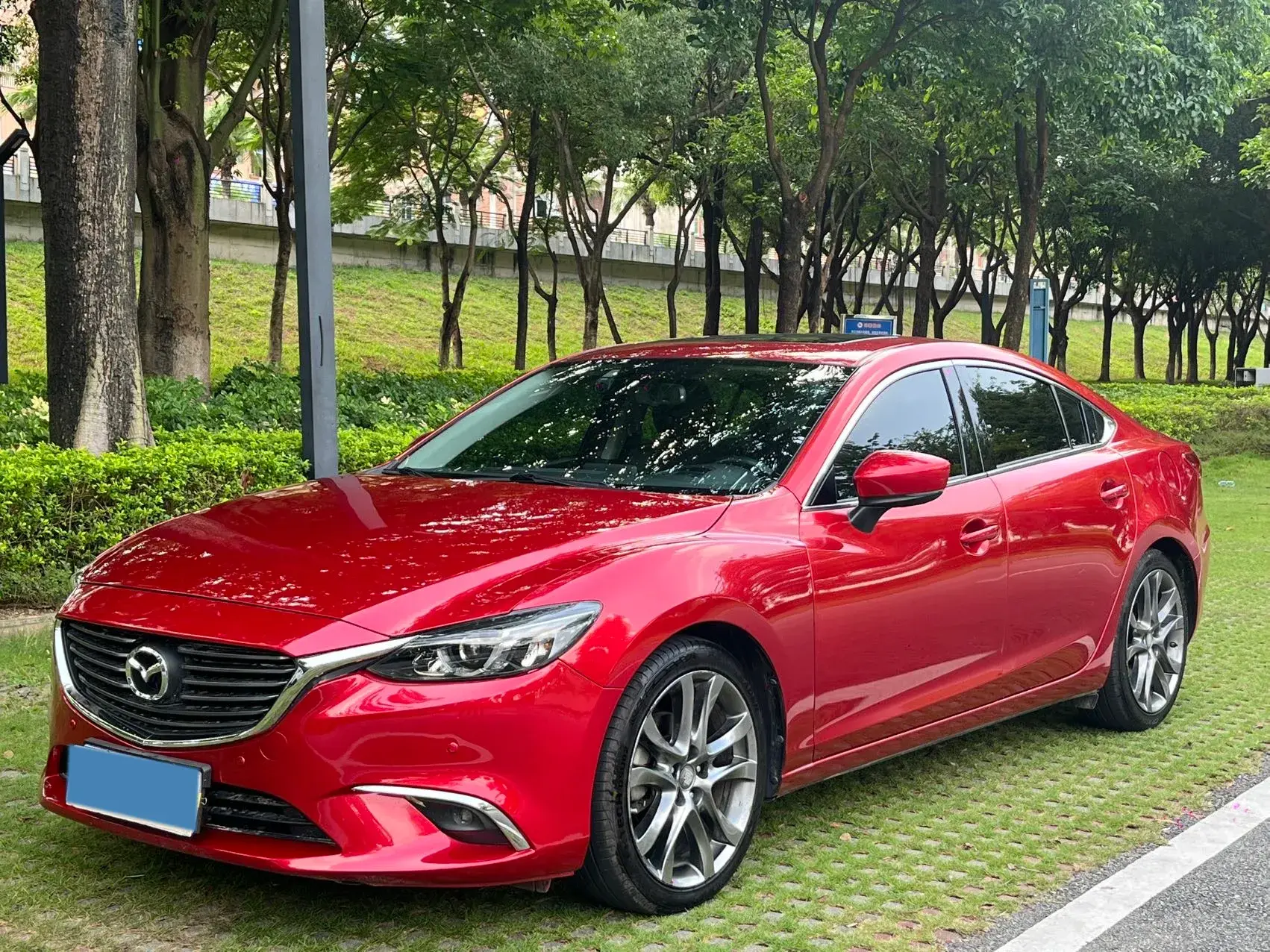 2018 MAZDA ATENZA view 1