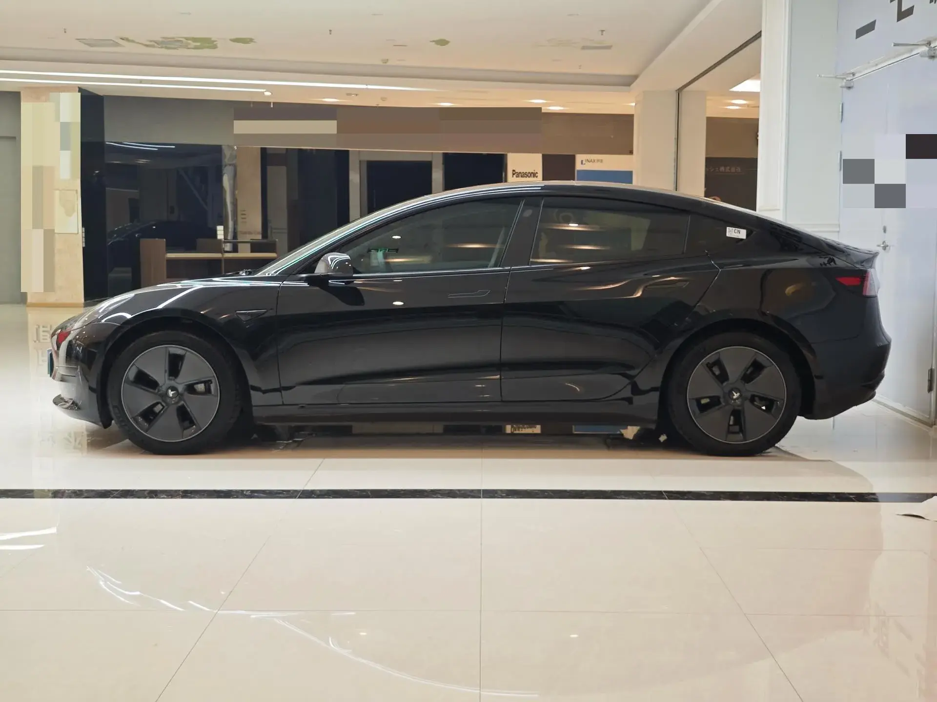 2021 TESLA MODEL thumbnail 2