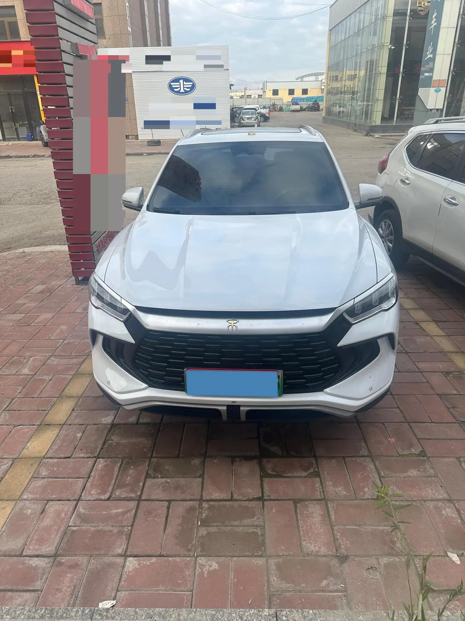 2023 BYD SONG thumbnail 2