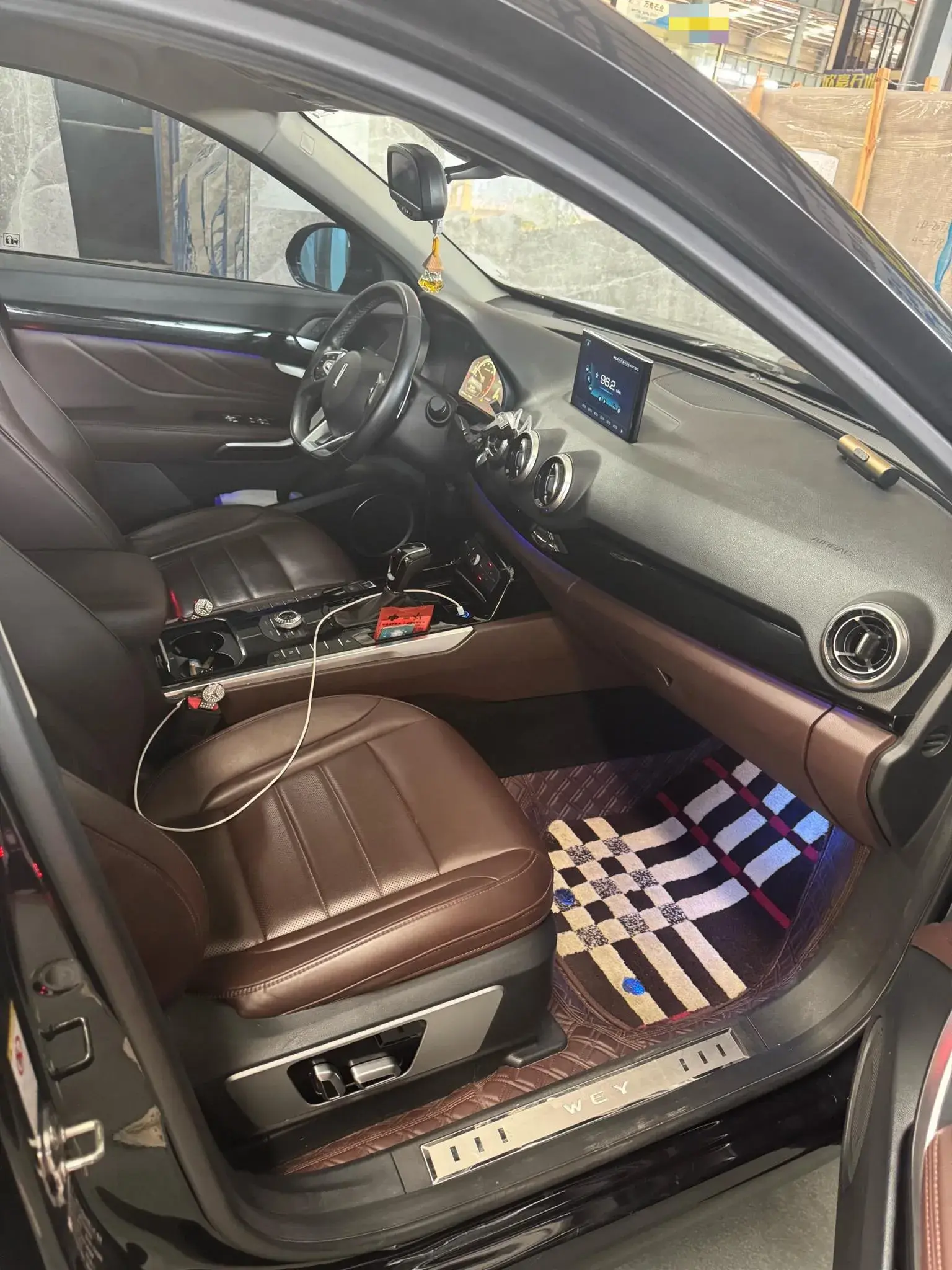 2017 WEY VV5 thumbnail 4