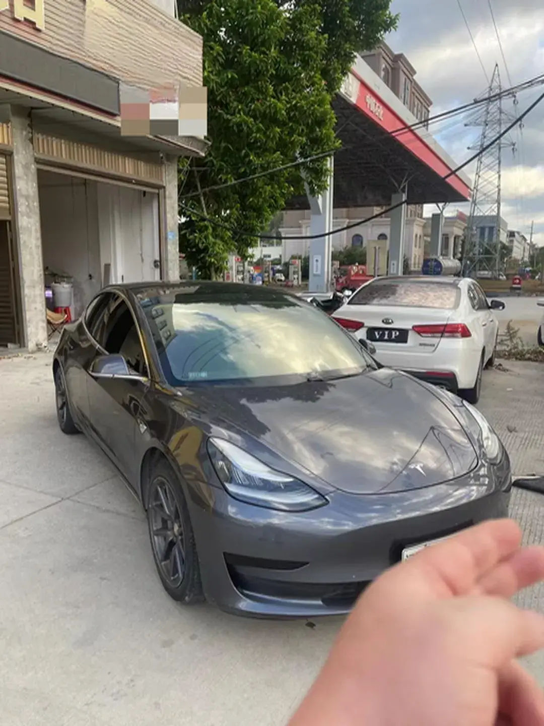 2020 TESLA MODEL thumbnail 2