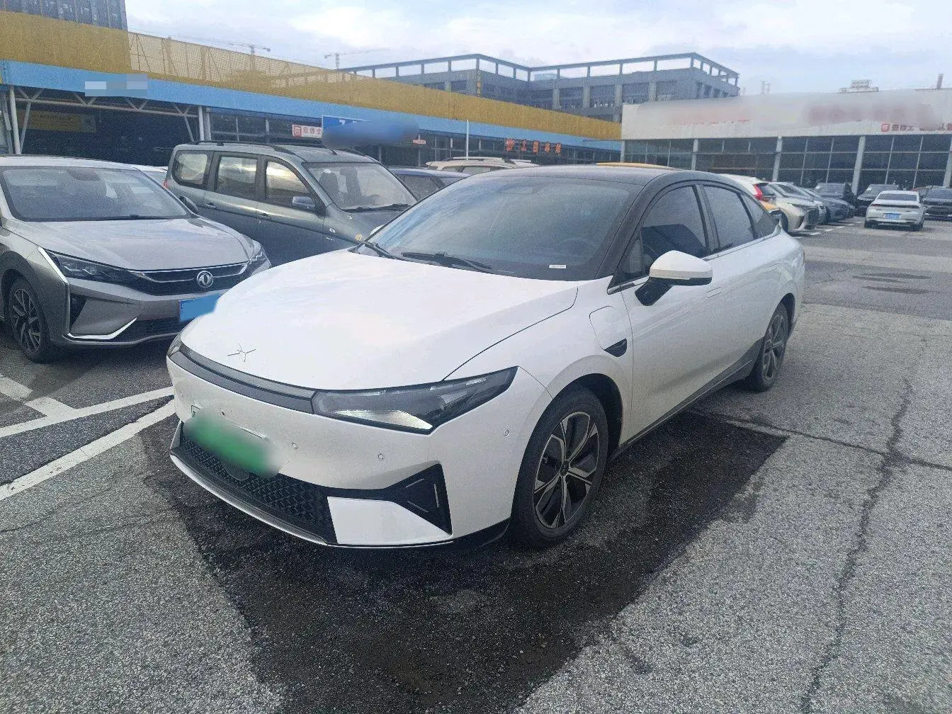 2022 XPENG P5 view 1