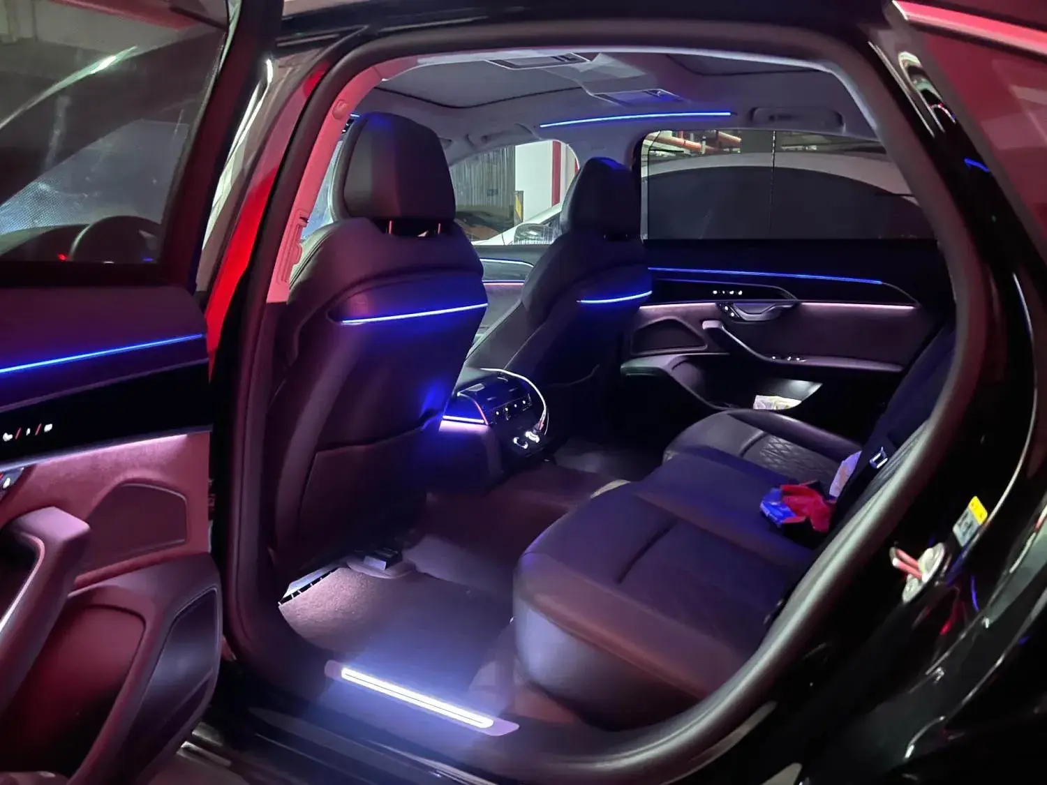 2021 AUDI A8 thumbnail 3