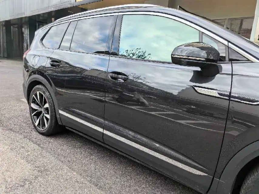 2022 VOLKSWAGEN TALAGON thumbnail 3