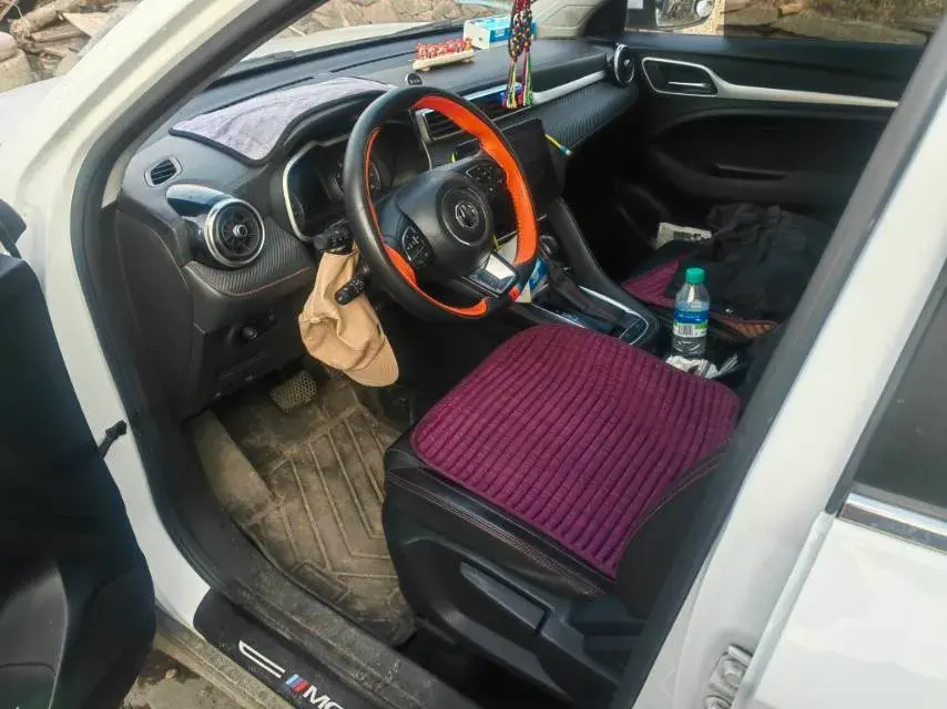 2020 MG ZS thumbnail 2