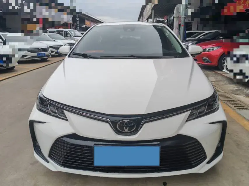 2019 TOYOTA COROLLA thumbnail 2