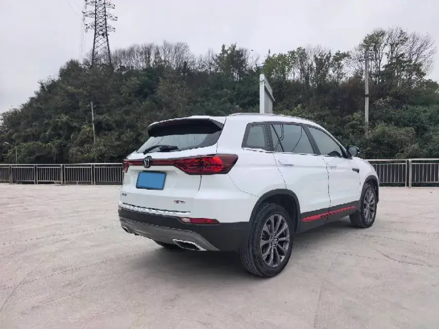 2023 CHANGAN CS75 thumbnail 4