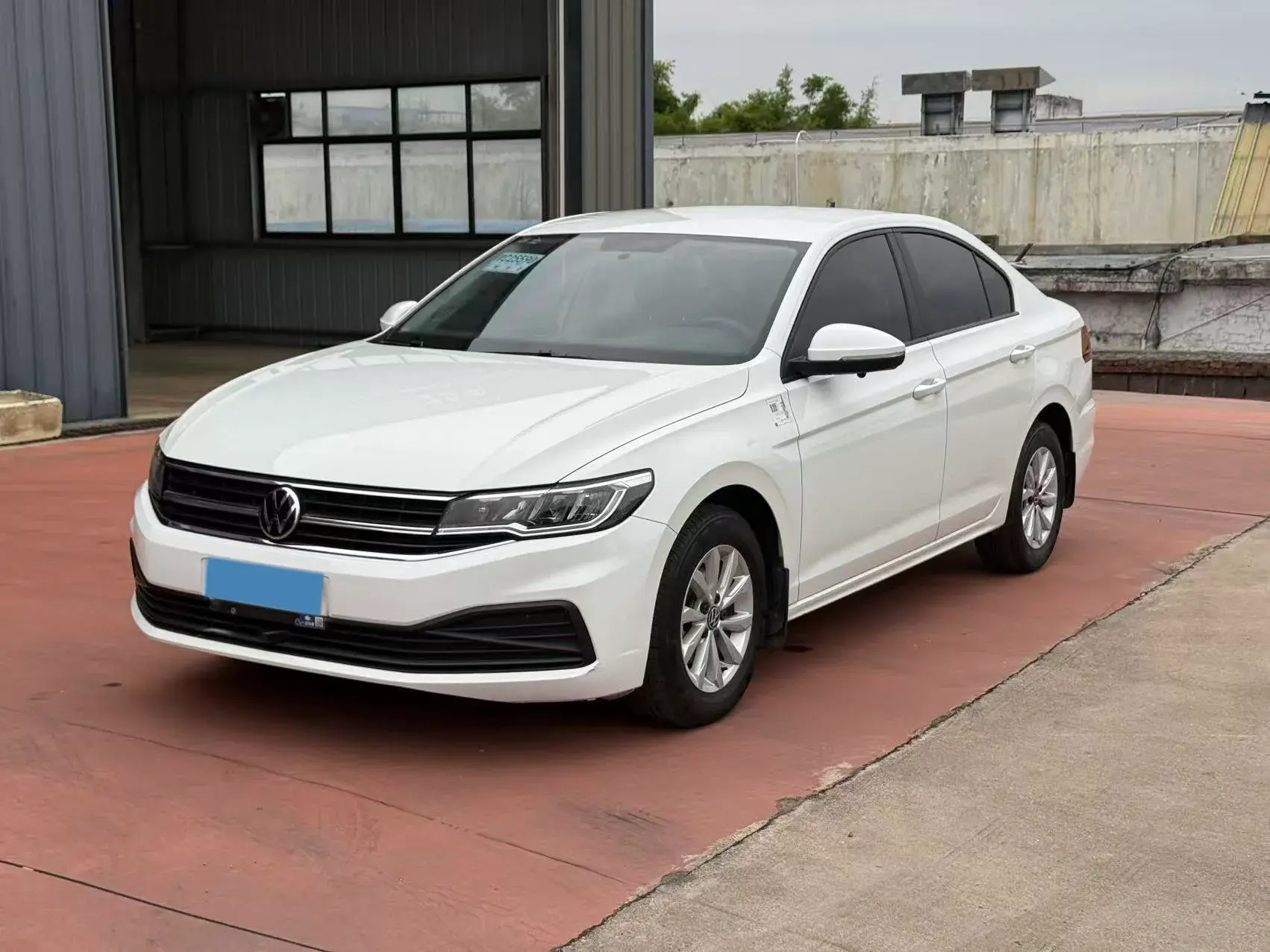 2021 VOLKSWAGEN BORA view 1