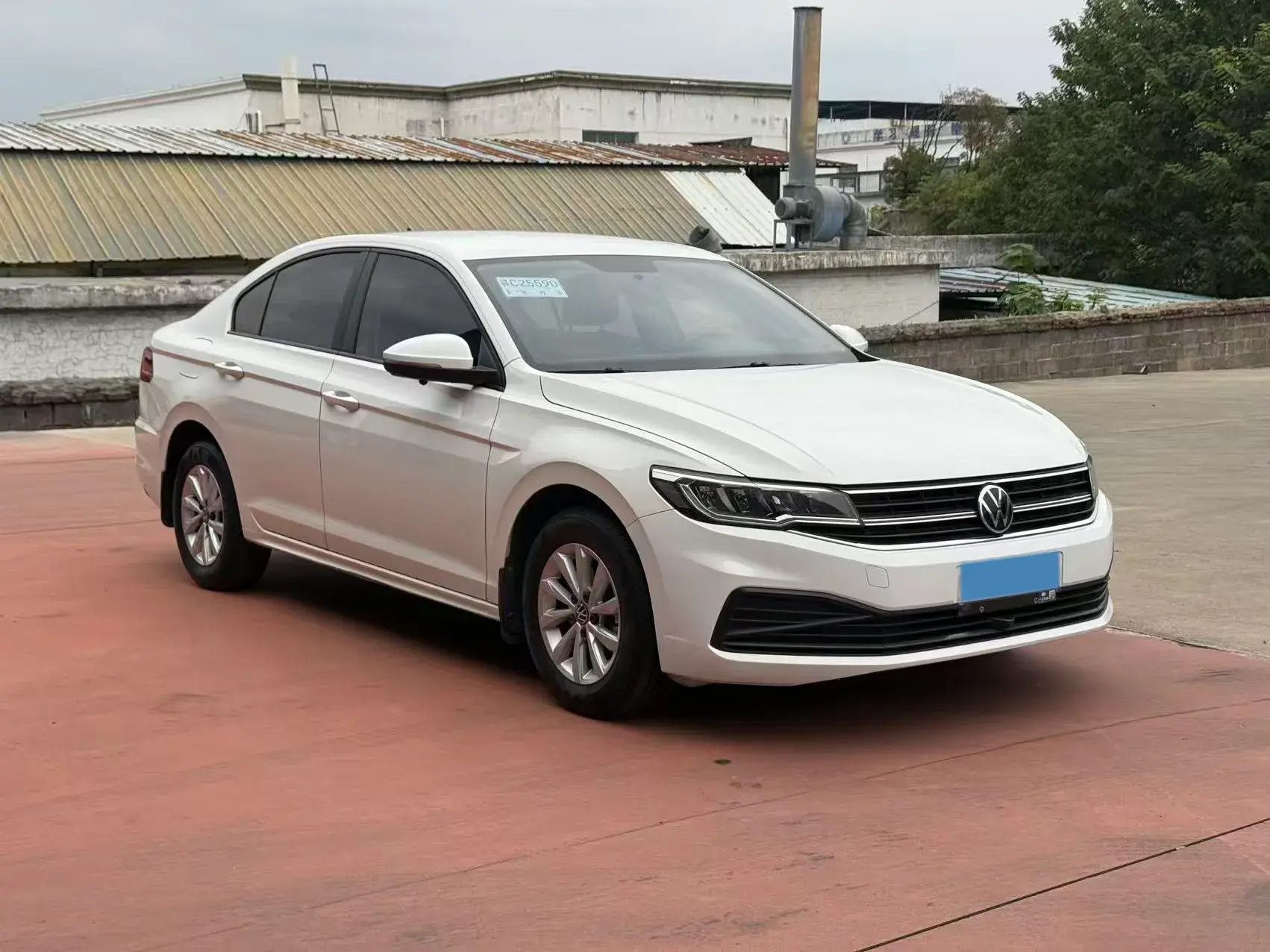 2021 VOLKSWAGEN BORA thumbnail 2