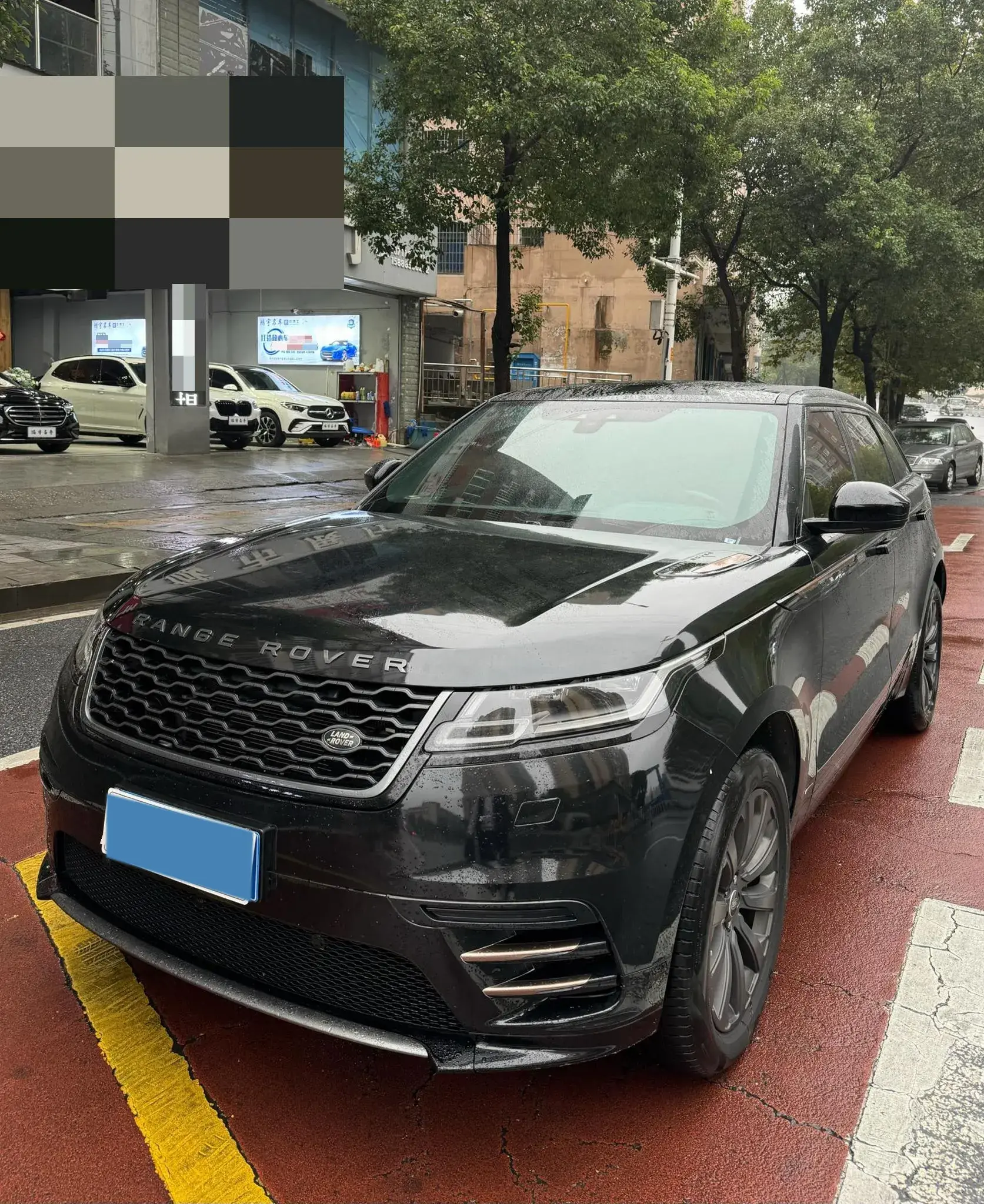 2020 LAND ROVER view 1