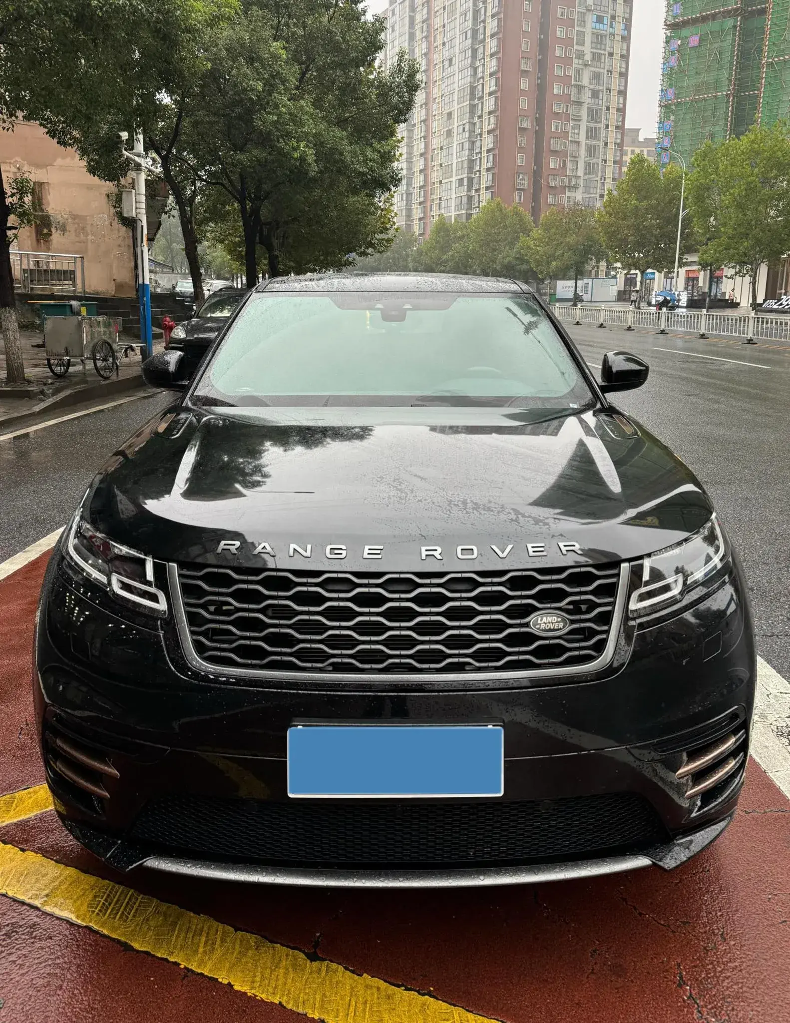 2020 LAND ROVER thumbnail 2