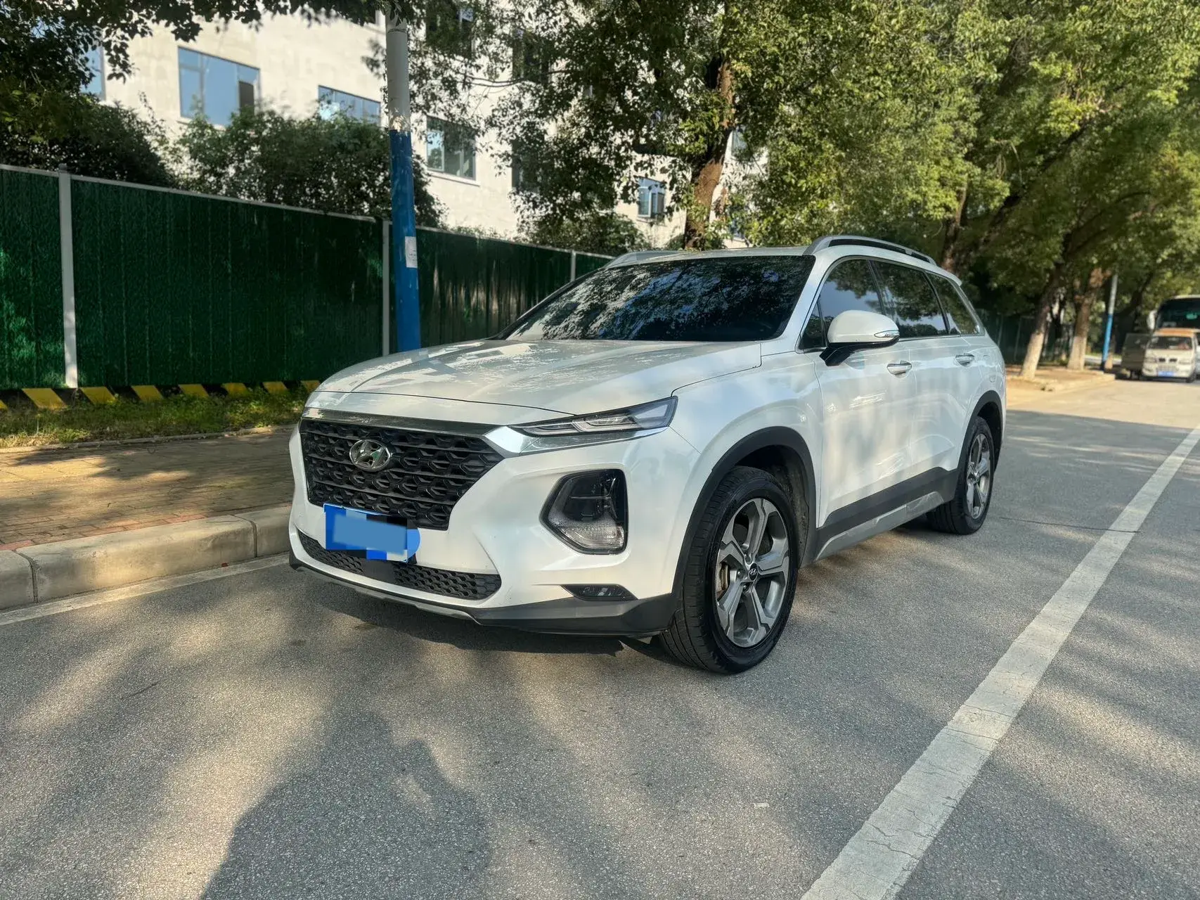 2019 HYUNDAI SANTAFE view 1